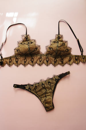 Cleopatra Peacock Lace Set