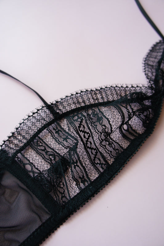 Size XS Black Diana Cinched Bralette