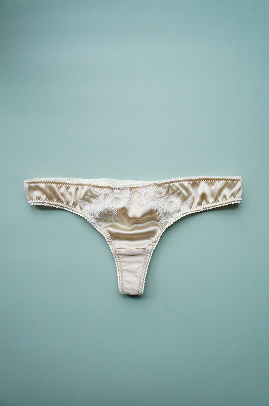 Genevieve Appliqué Panty Champagne